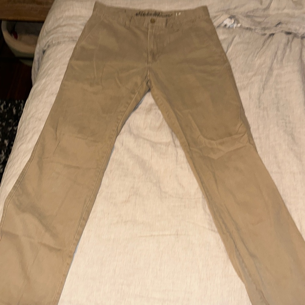 Eddie Bauer Khaki Chinos 33x34